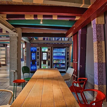 Hostal Anda Venice *